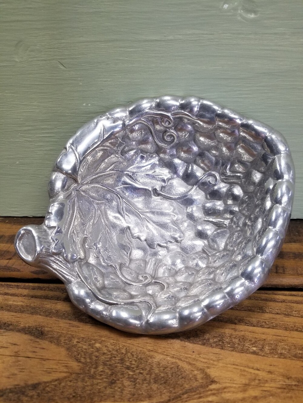 Vintage Wilton Pewter Bowl Grape Leaf Trinket Dish
